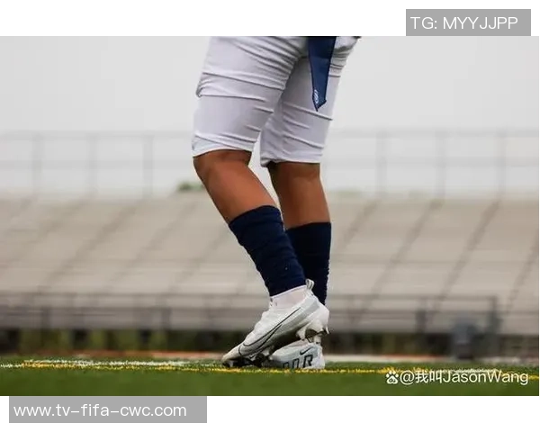 精选足球袜推荐助你提升比赛表现与舒适度